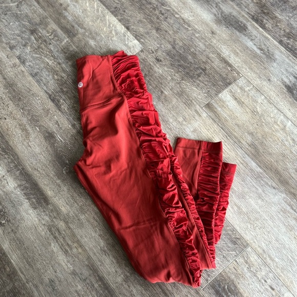 Like new! lululemon 🍋 Align HR Pant 25" *Ruched CYNN 8
Color: Cayenne - Picture 5 of 5